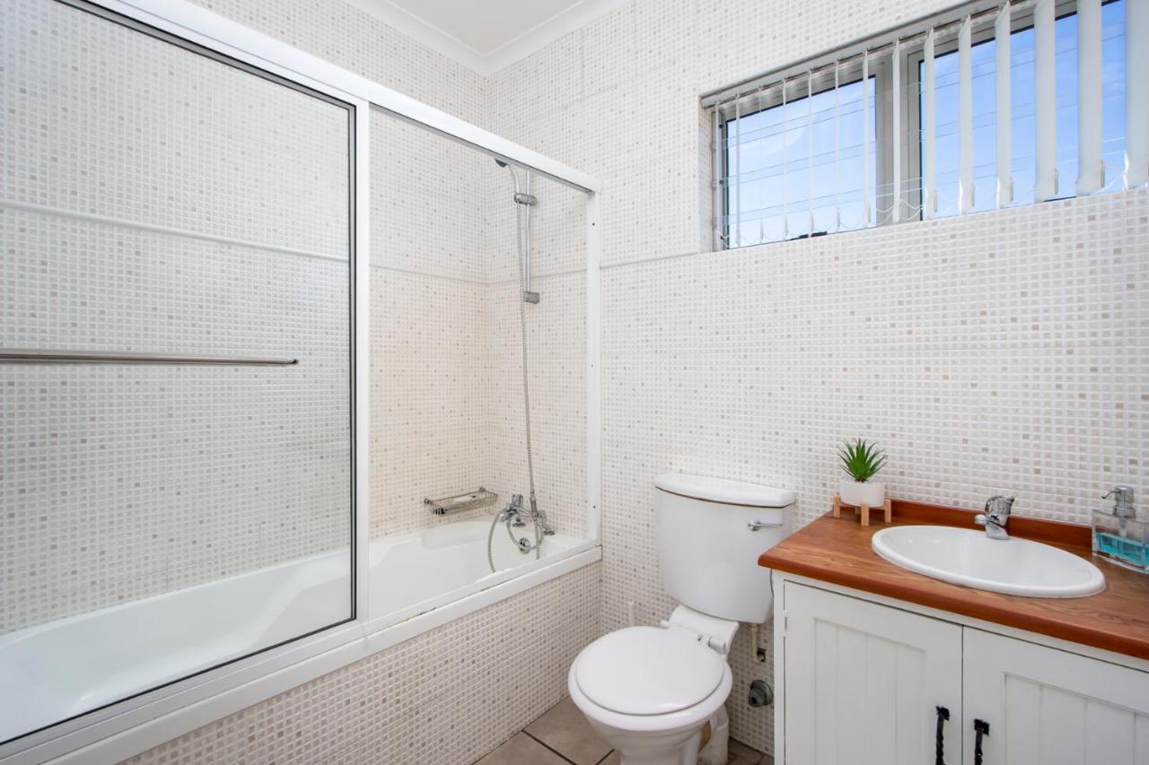 Апартаменты The Potting Shed Self Catering Херманус Экстерьер фото